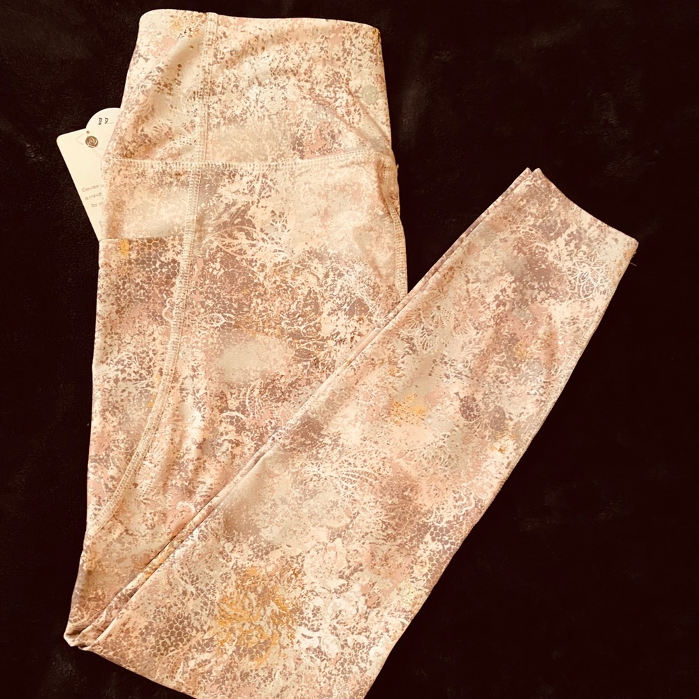 NEW Super Beautiful Luxury pink gold active yoga pants - Picture 3 of 10